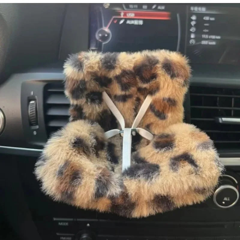 For 15-17Cm Doll Seat Air Outlet Aromatherapy Decoration Ornaments Holiday Gifts for Women Kid Labubu Car Interior Accessories